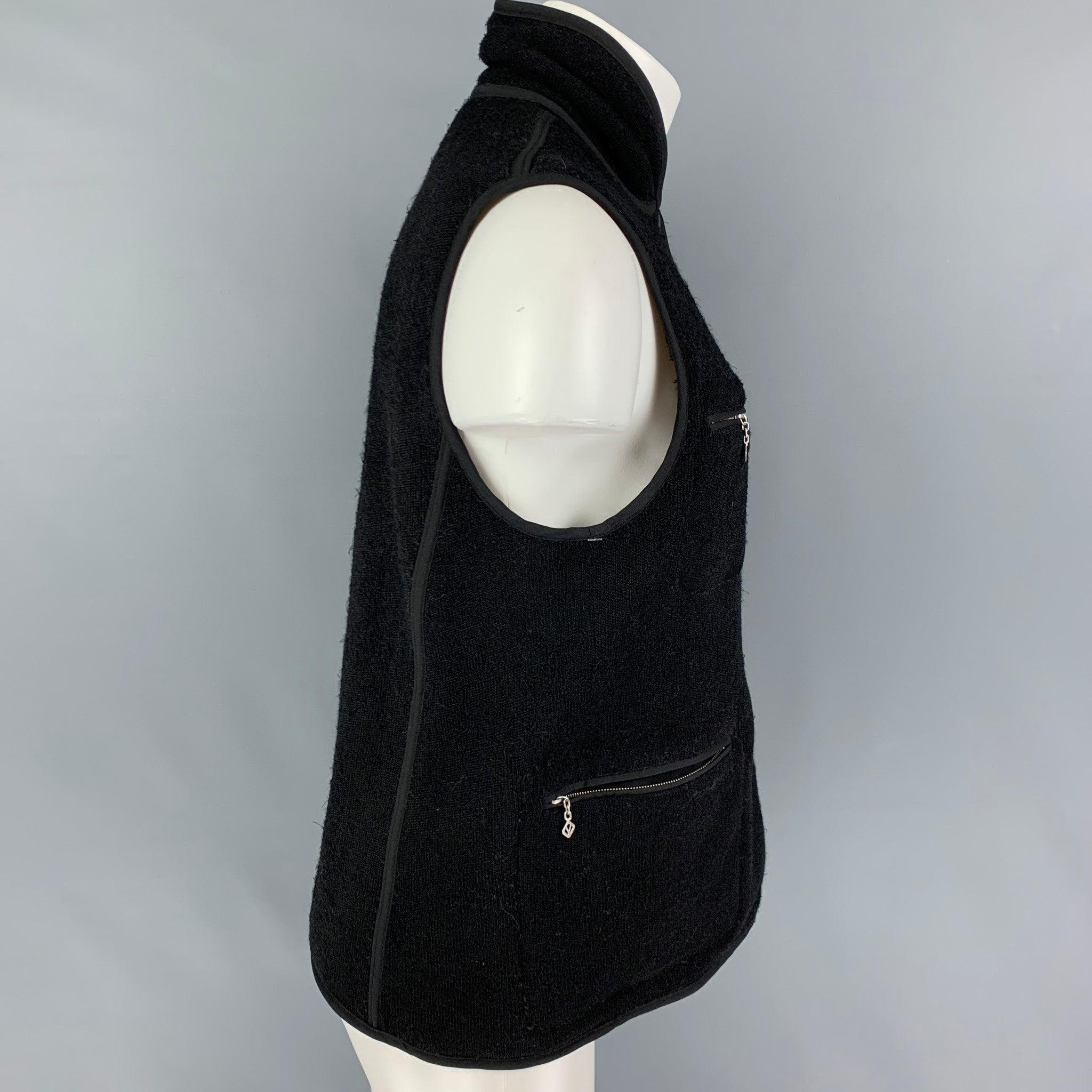 VISVIM - Gilet Boa réversible en laine texturée noire boutonné, taille M en vente 1