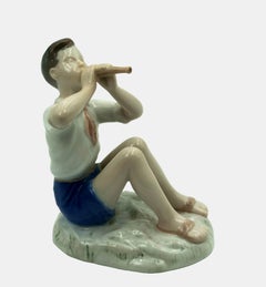 Bing & Grondahl Figure Boy playing the flute / - La légèreté des tons -