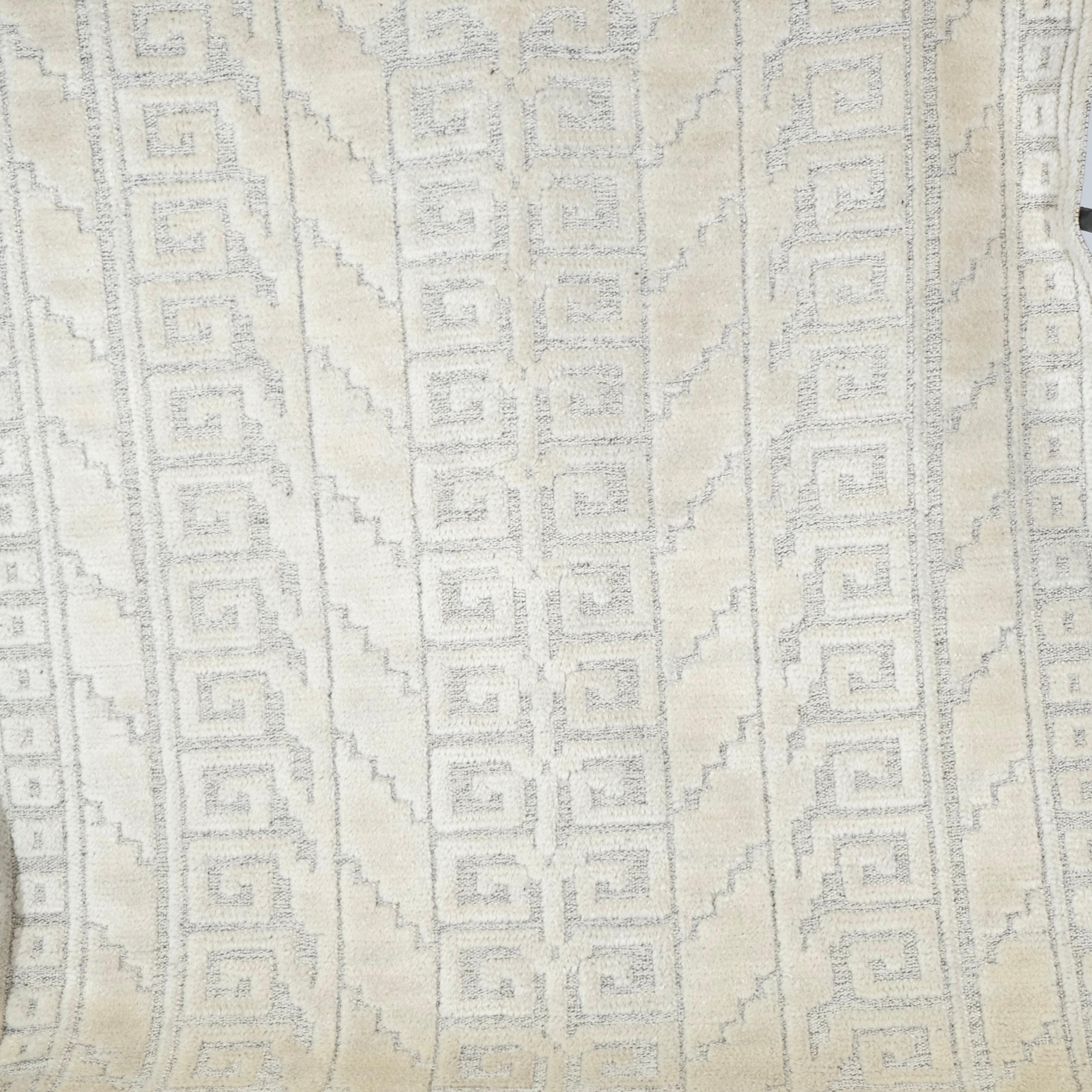 Vita Spetsporten. MMF (Märta Måås-Fjetterström). Designed 1934. In Good Condition For Sale In Stockholm, SE