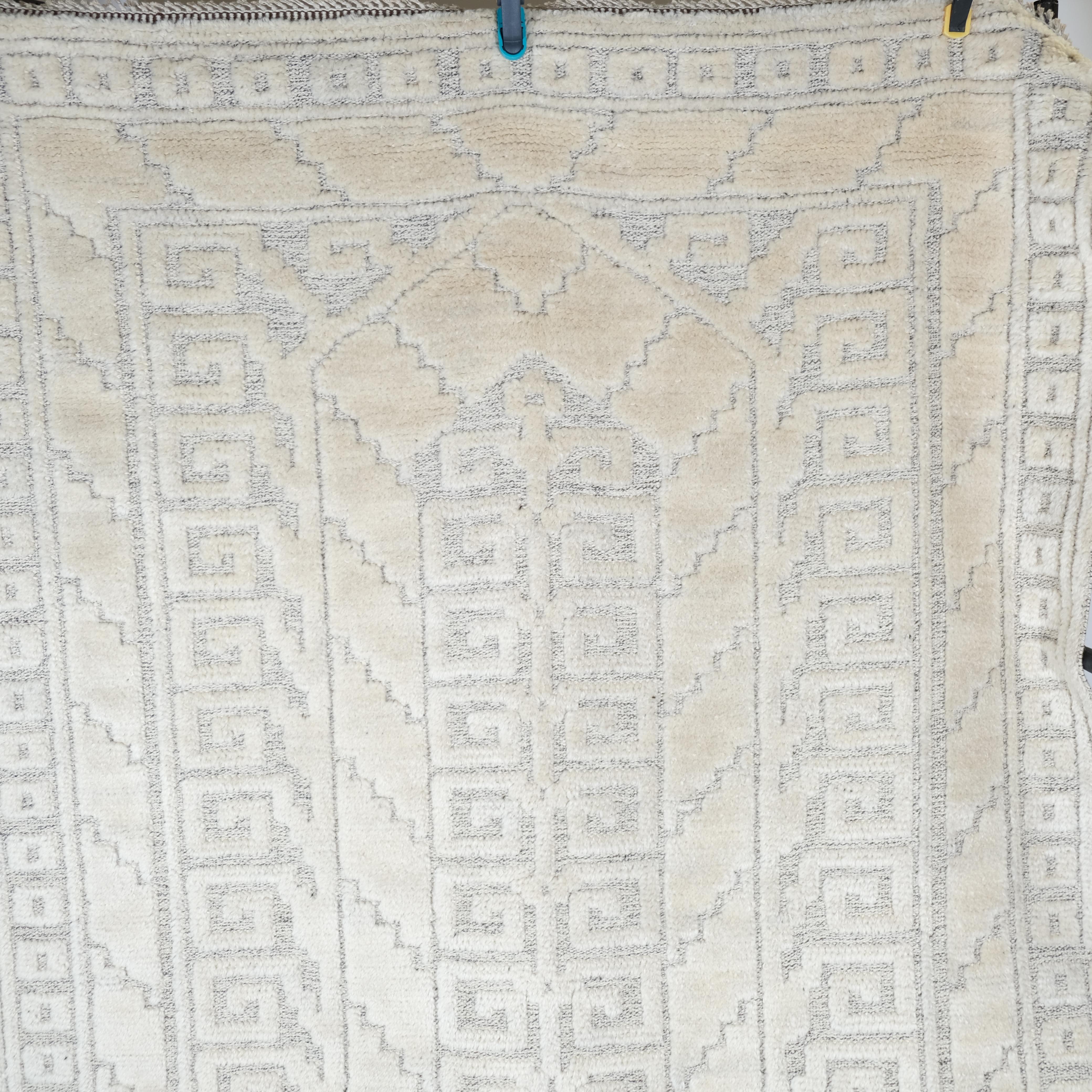 Wool Vita Spetsporten. MMF (Märta Måås-Fjetterström). Designed 1934. For Sale