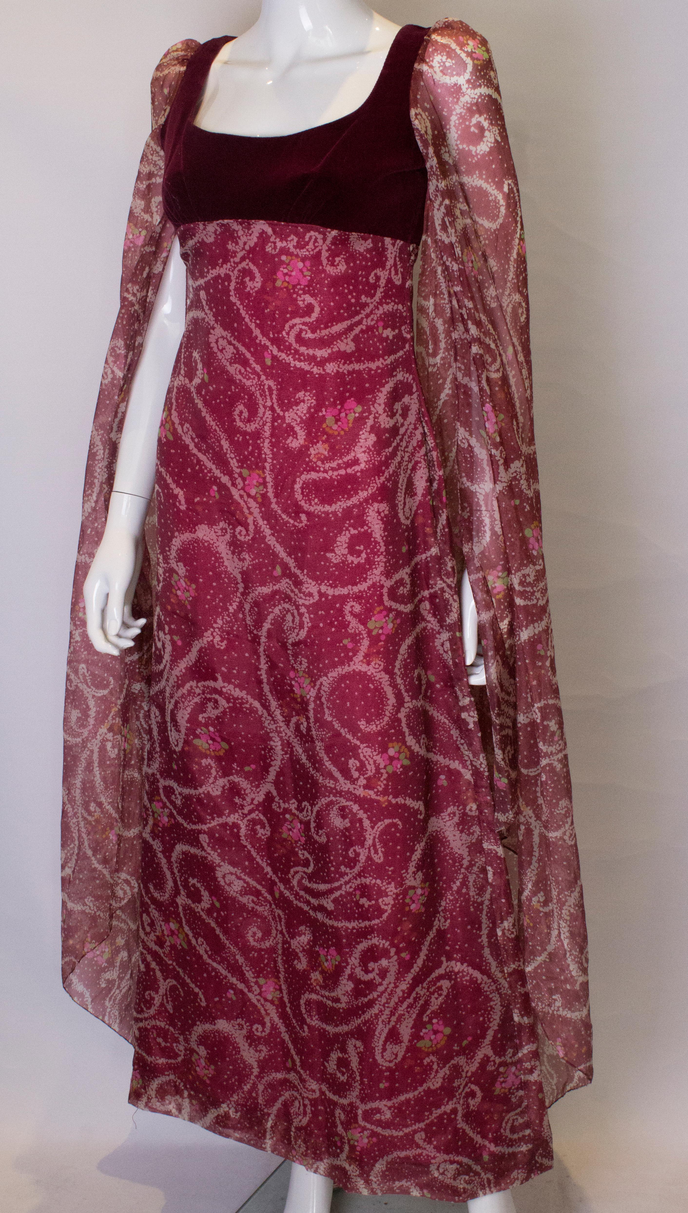 Brown Vitage 1960s Quad Gown