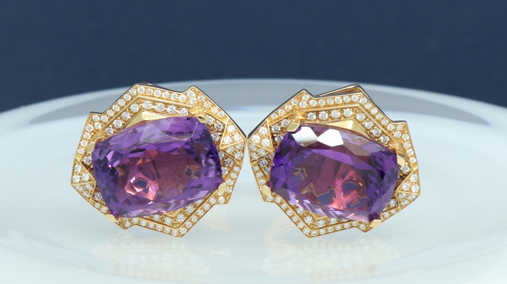 Women's or Men's 18 Karat Rose Gold Amethyst Diamond Cufflinks For Sale