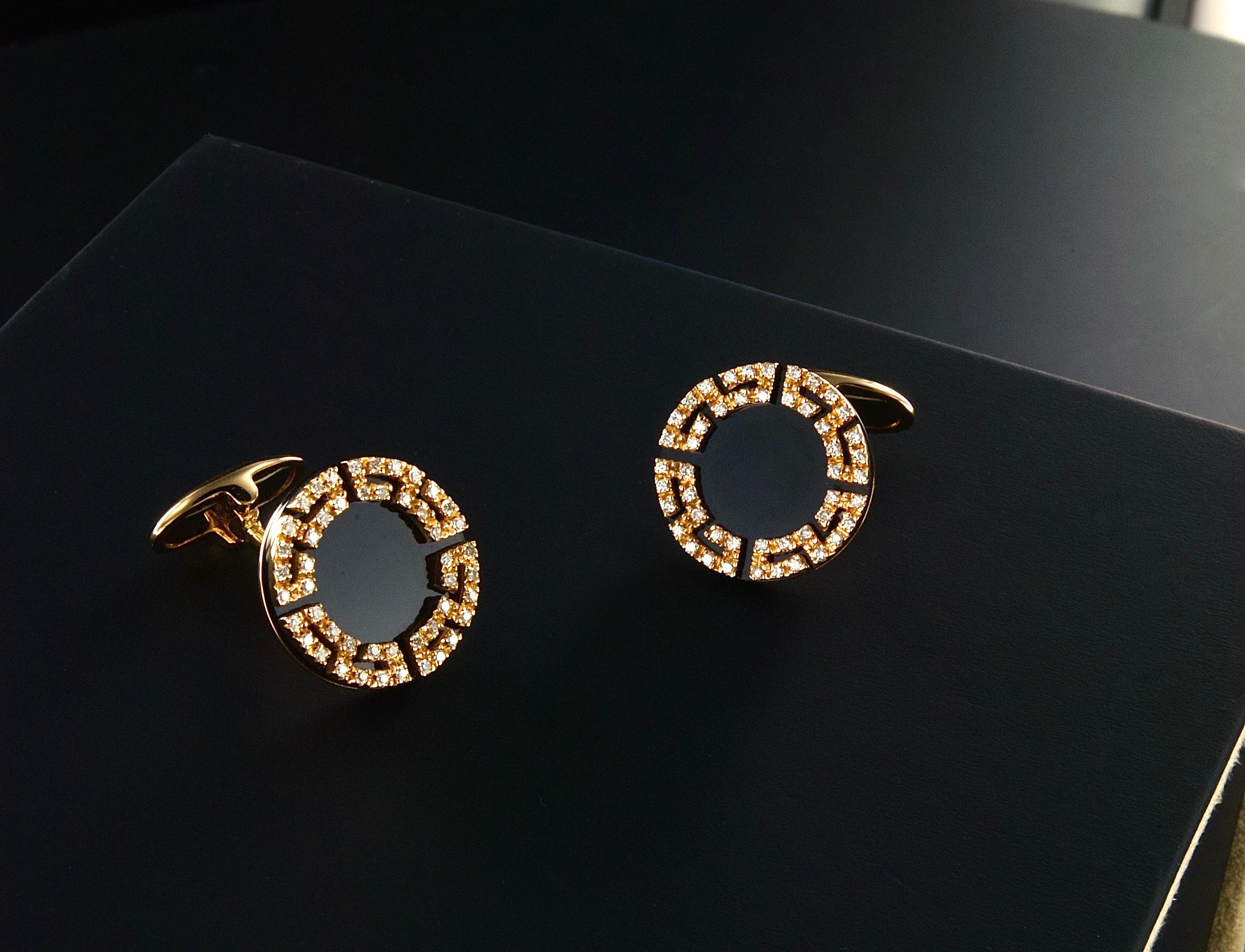18 Karat Rose Gold Onyx Natural Diamond Cufflinks For Sale 2