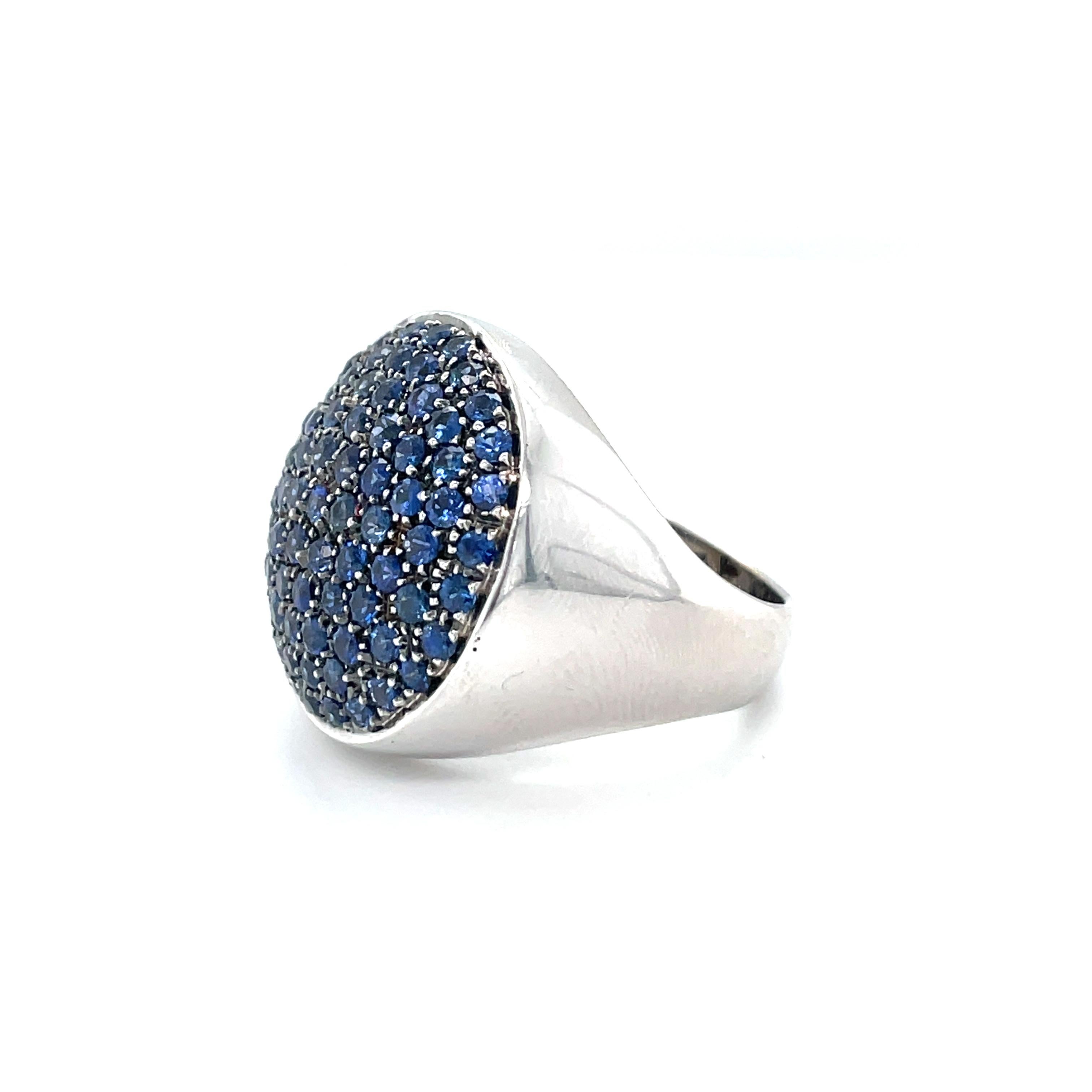 Round Cut Vitale 1913 18 Karat White Gold Blue Sapphire Signet Ring