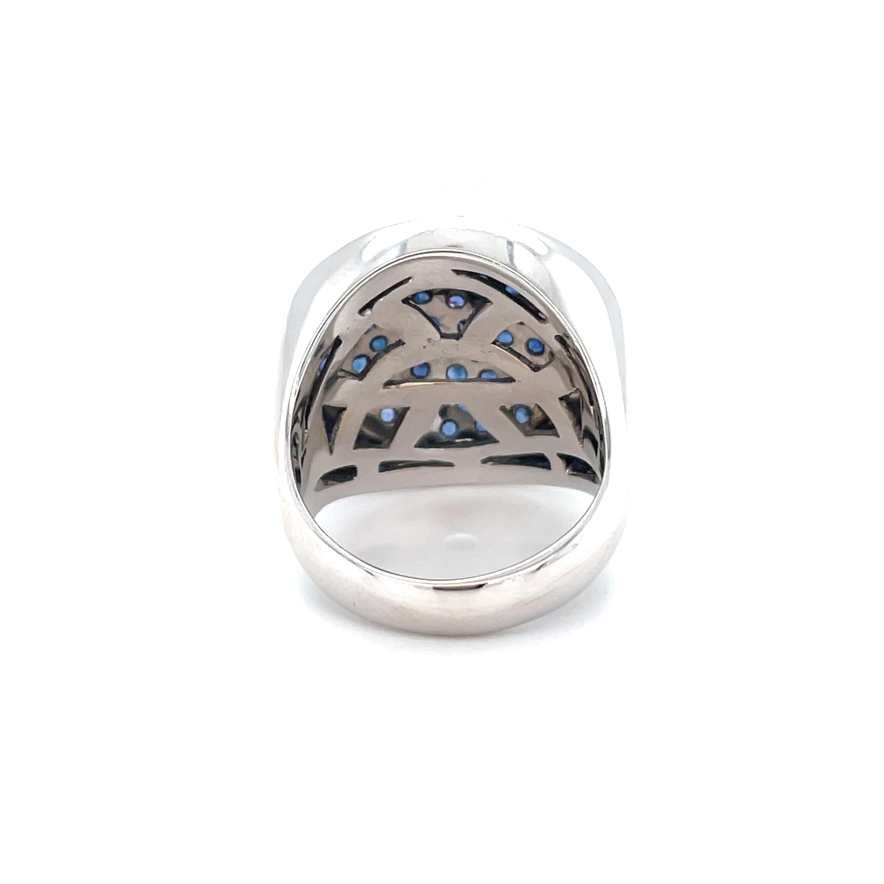 Vitale 1913 18 Karat White Gold Blue Sapphire Signet Ring In New Condition In Monte-Carlo, MC