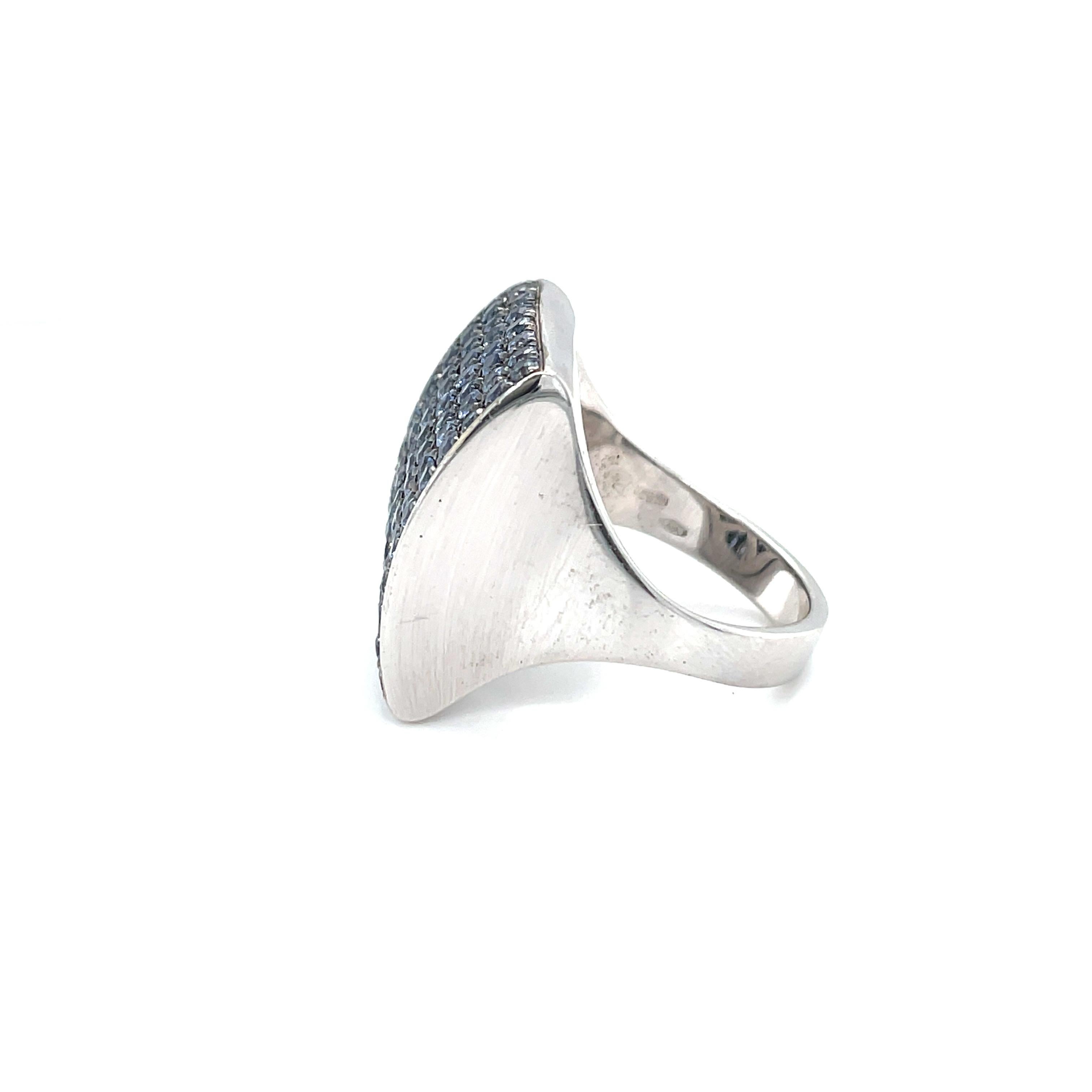 Women's Vitale 1913 18 Karat White Gold Blue Sapphire Signet Ring