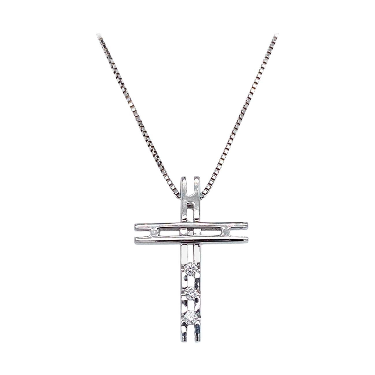 Colgante Cruz de Diamantes de Oro Blanco de 18 Kilates