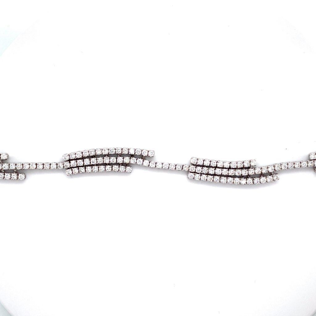 Square Cut 18 Karat White Gold Diamond Link Bracelet For Sale