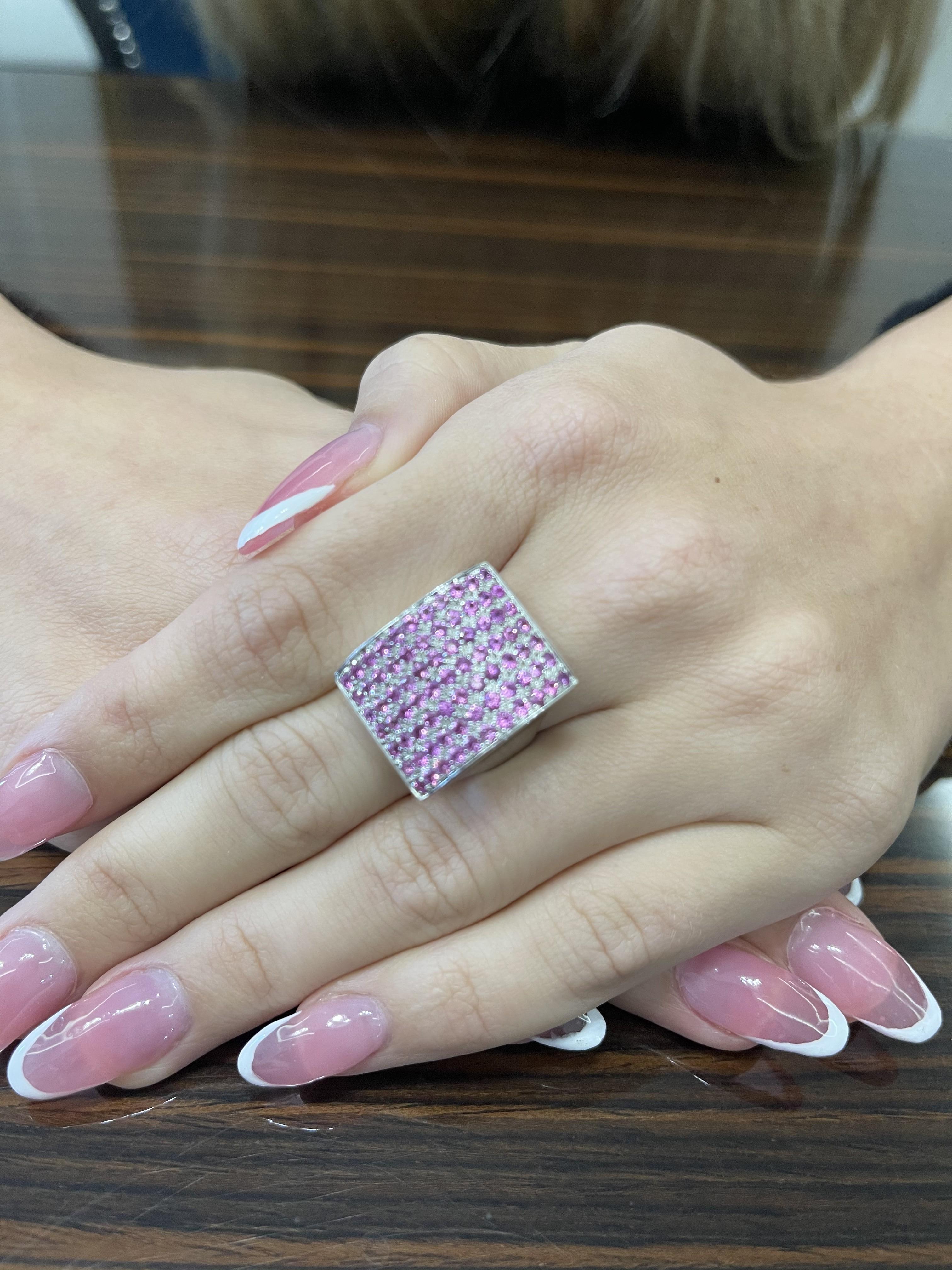 Contemporary Vitale 1913 18 Karat White Gold Pink Sapphire Signet Ring