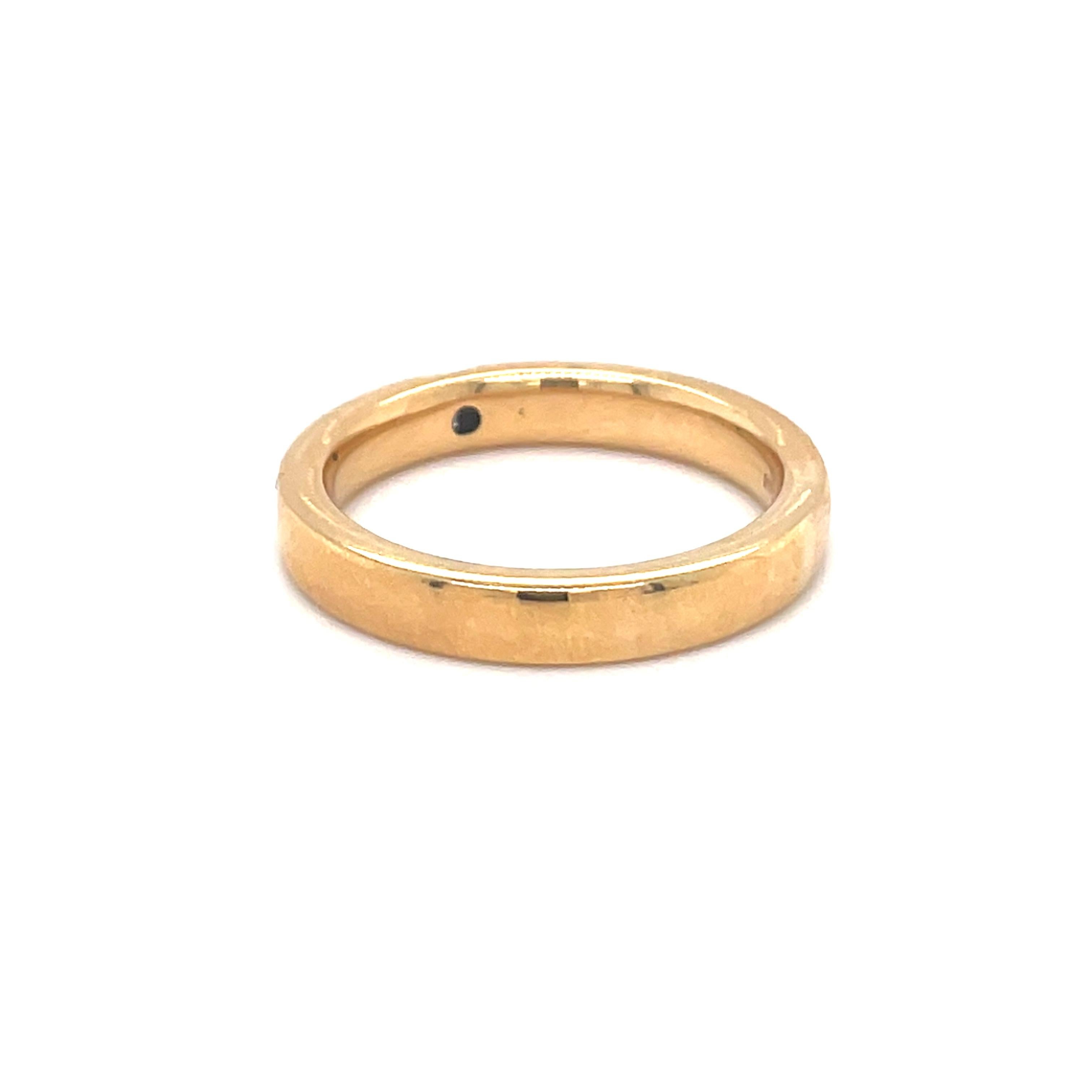 Round Cut Vitale 1913 18 Karat Yellow Gold Diamond Band Ring For Sale