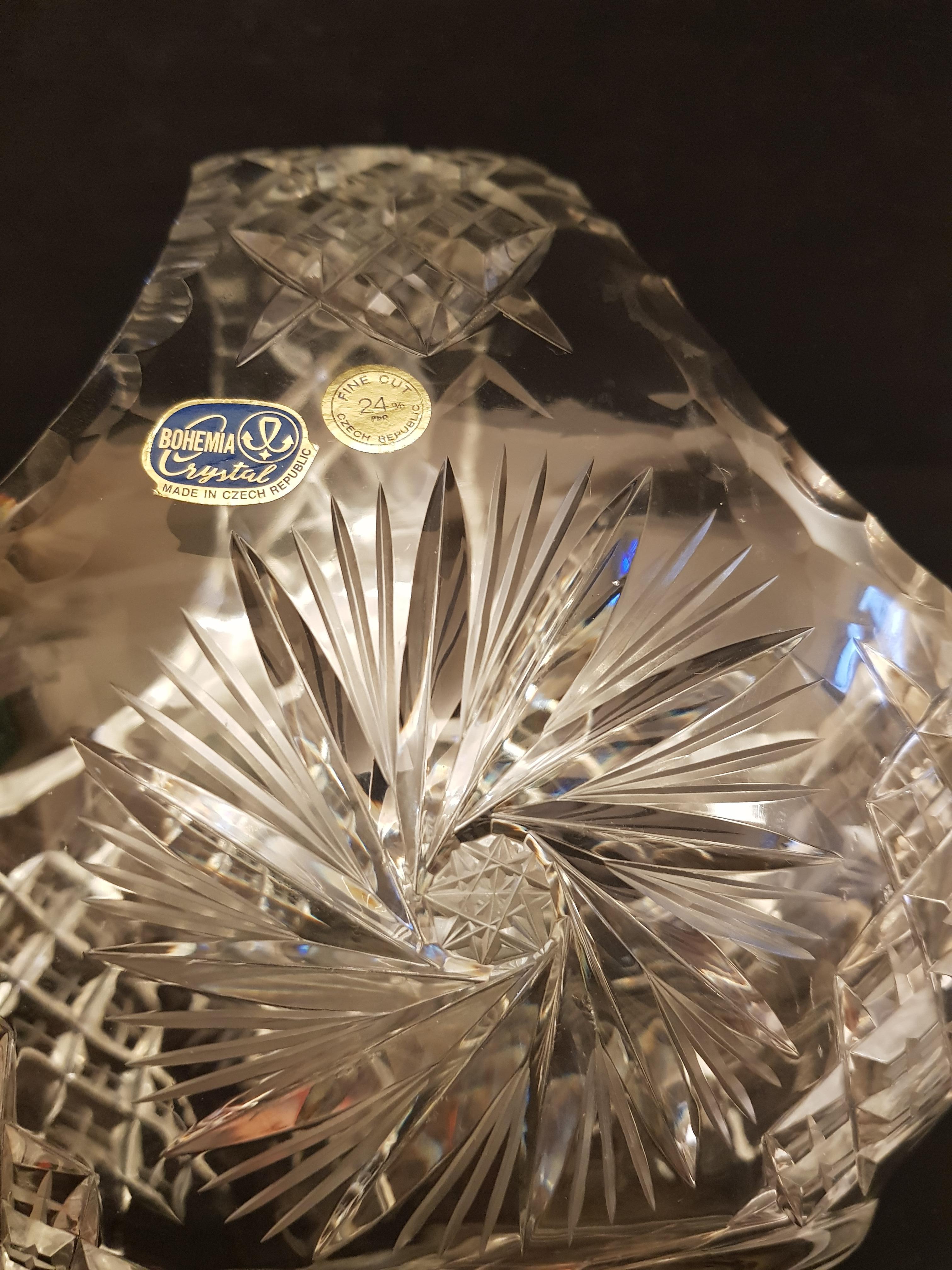 lead crystal basket with handle