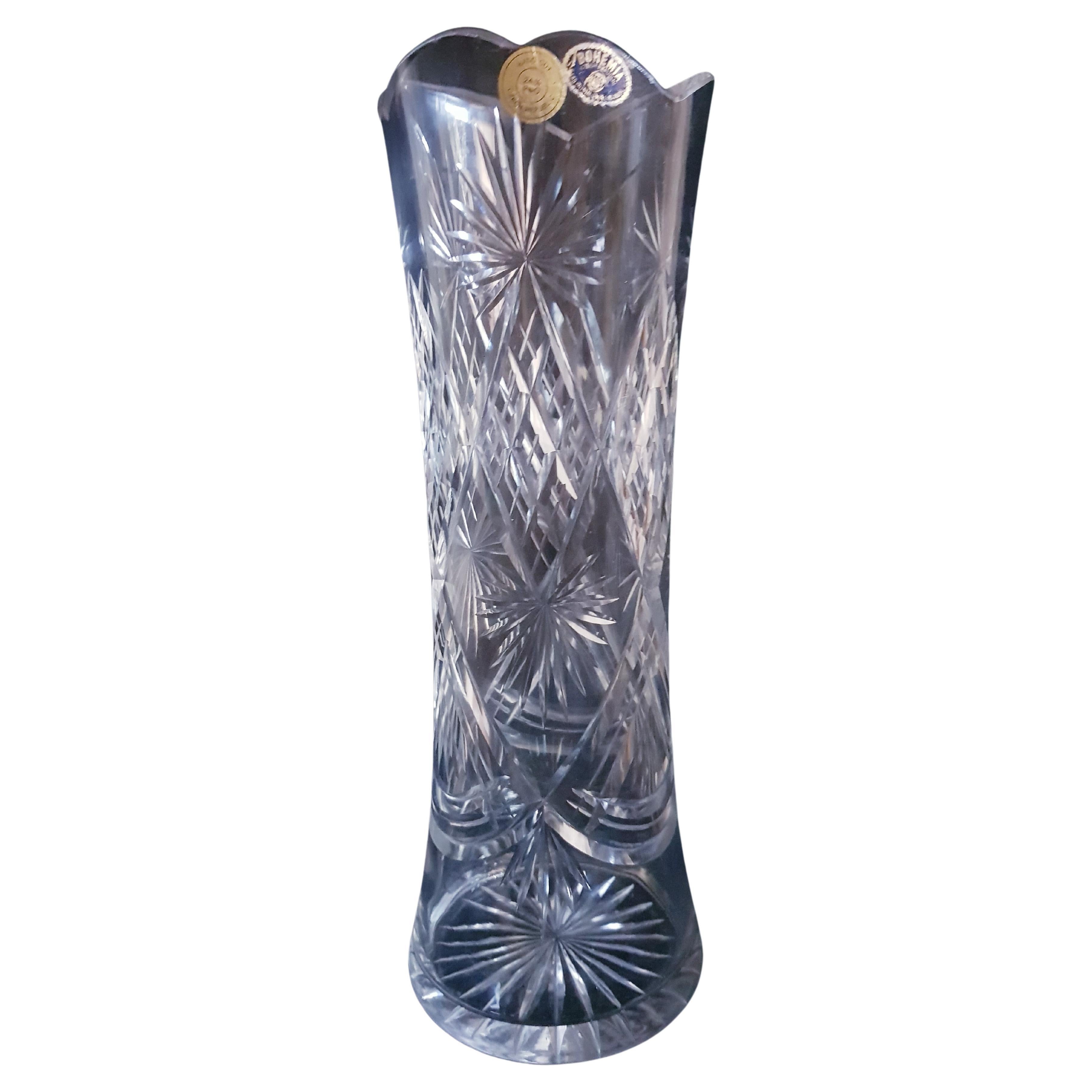 Vitange Derwent Crystal Large Hand Cut Crystal Vase For Sale at 1stDibs