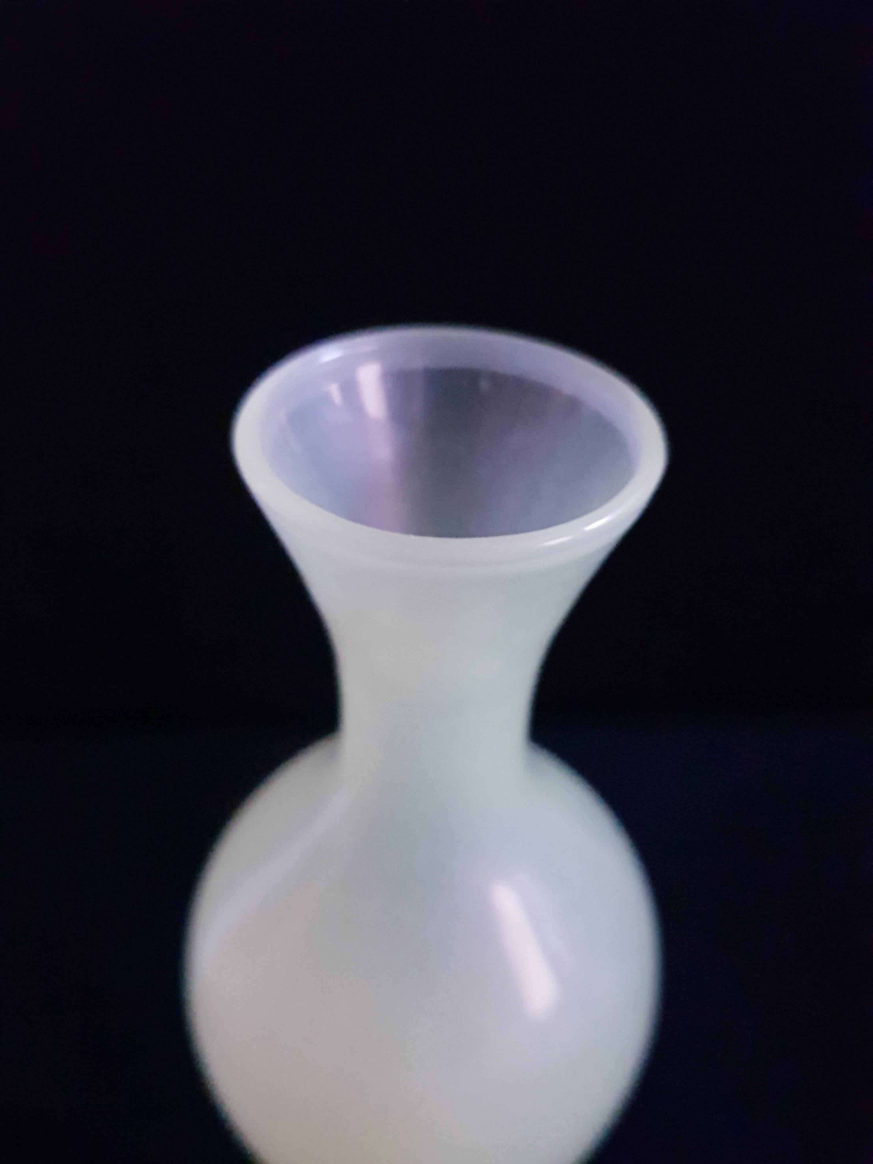 Italian Rare Vitange Empoli Uranium Opaline Glass Vase For Sale