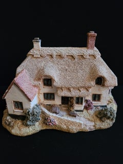 Vitange England Hand Made Ceramic House