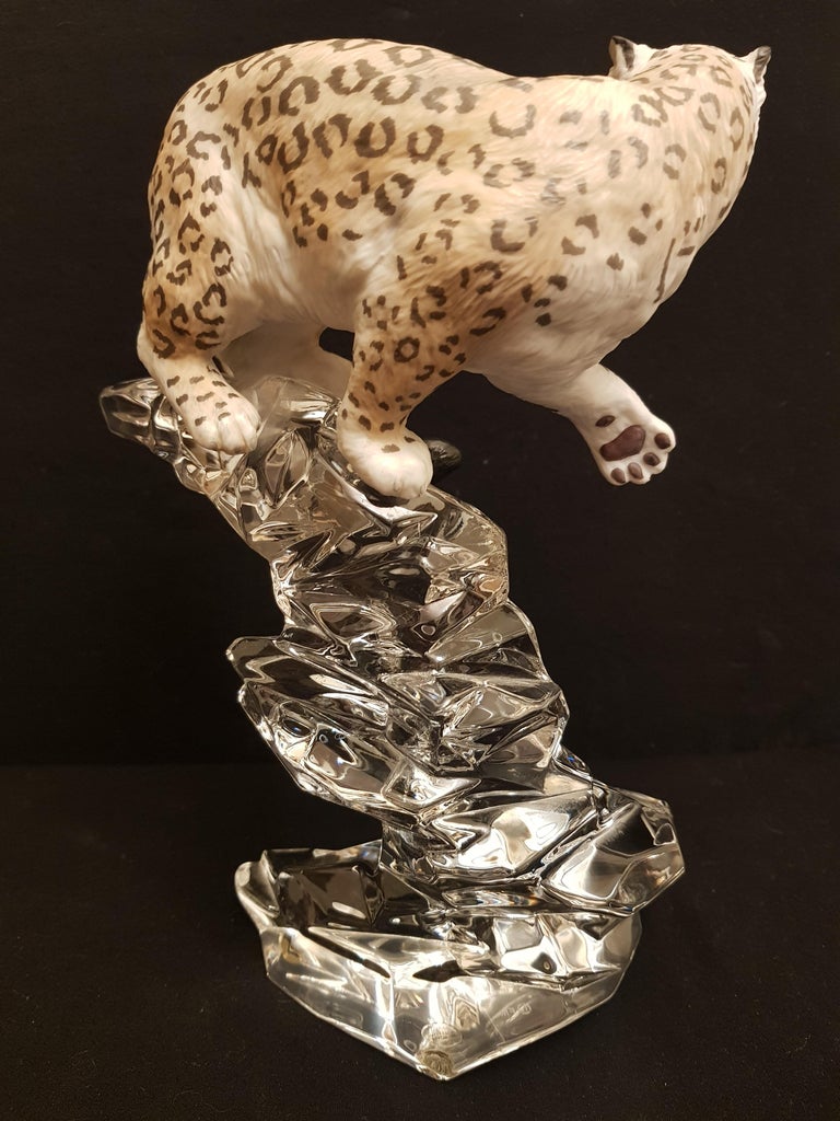Other Vitange Franklin Porcelain Snow Leopard Sculpture with Crystal Base For Sale