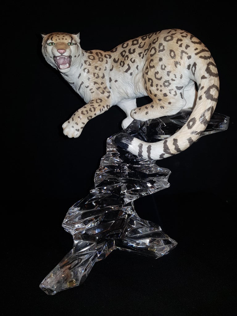Vitange Franklin Porcelain Snow Leopard Sculpture with Crystal Base For Sale 1
