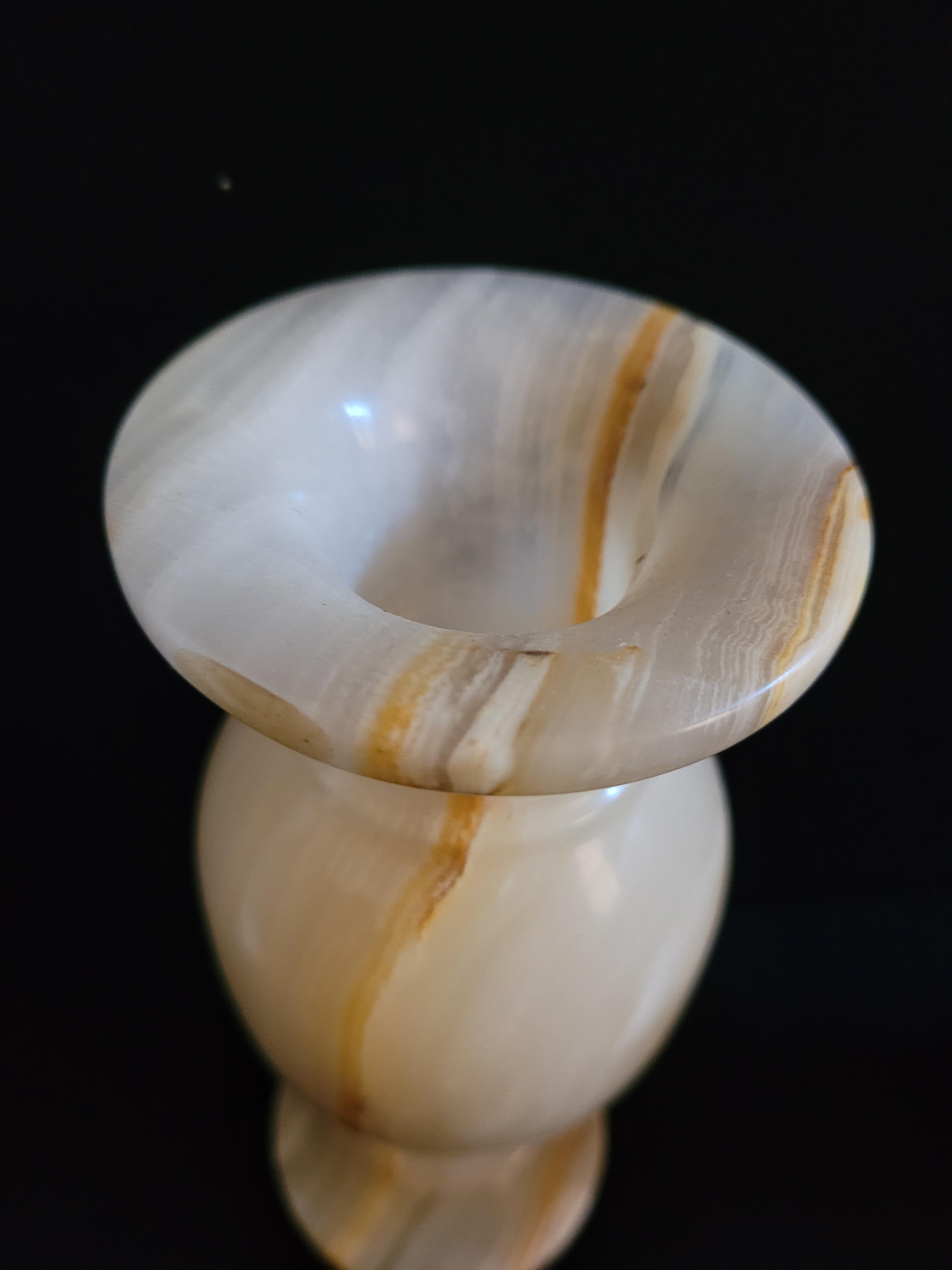Vitange Hand Carved Natural Stone Onix Decorative Vases For Sale 1