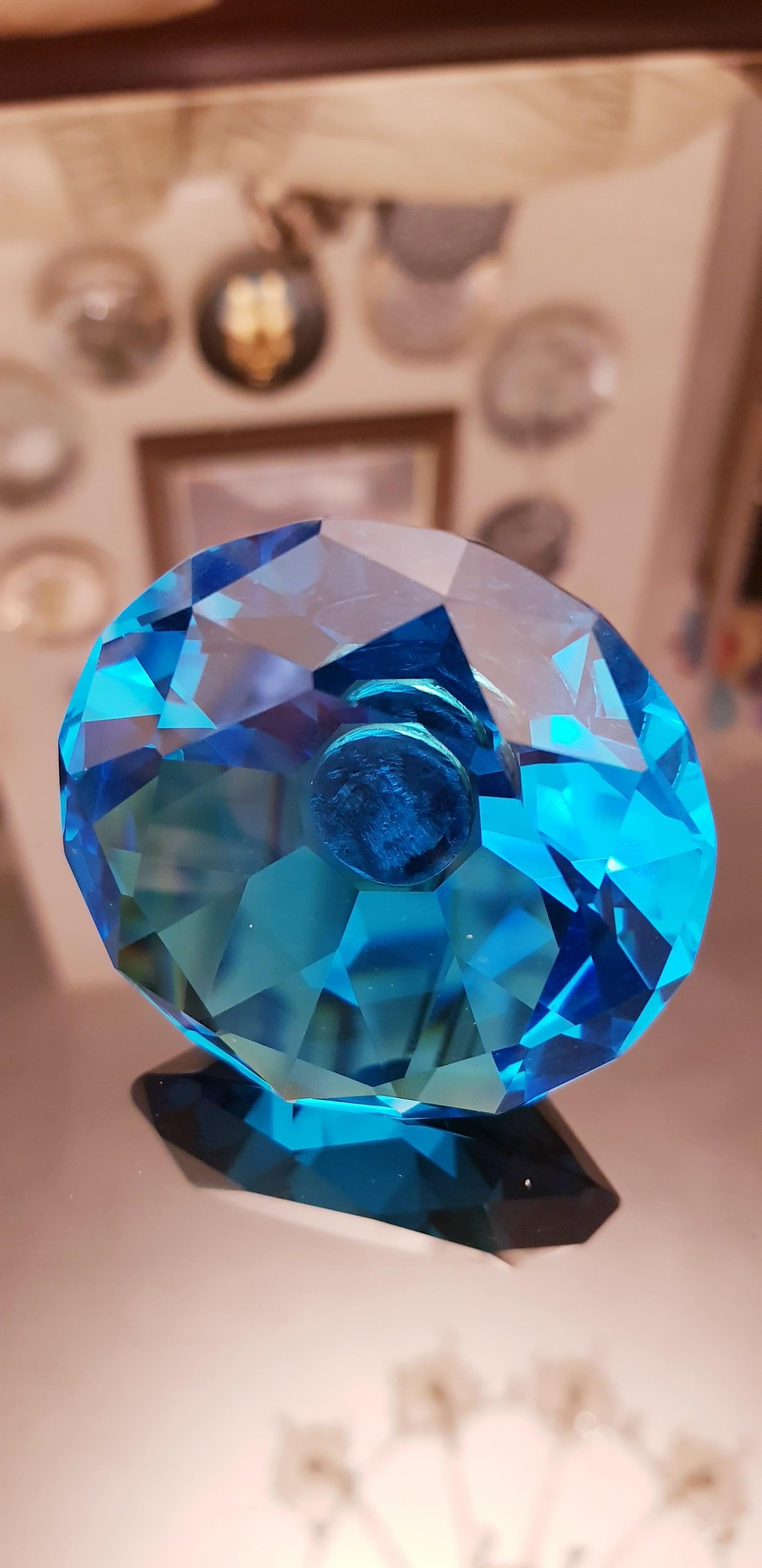 Mid-20th Century Vitange Handcut Gem Faceted Crystal Perfume Bottle For Sale