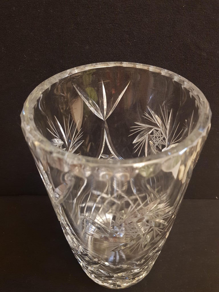 Vitange Large Hand Cut Crystal Vase For Sale at 1stDibs