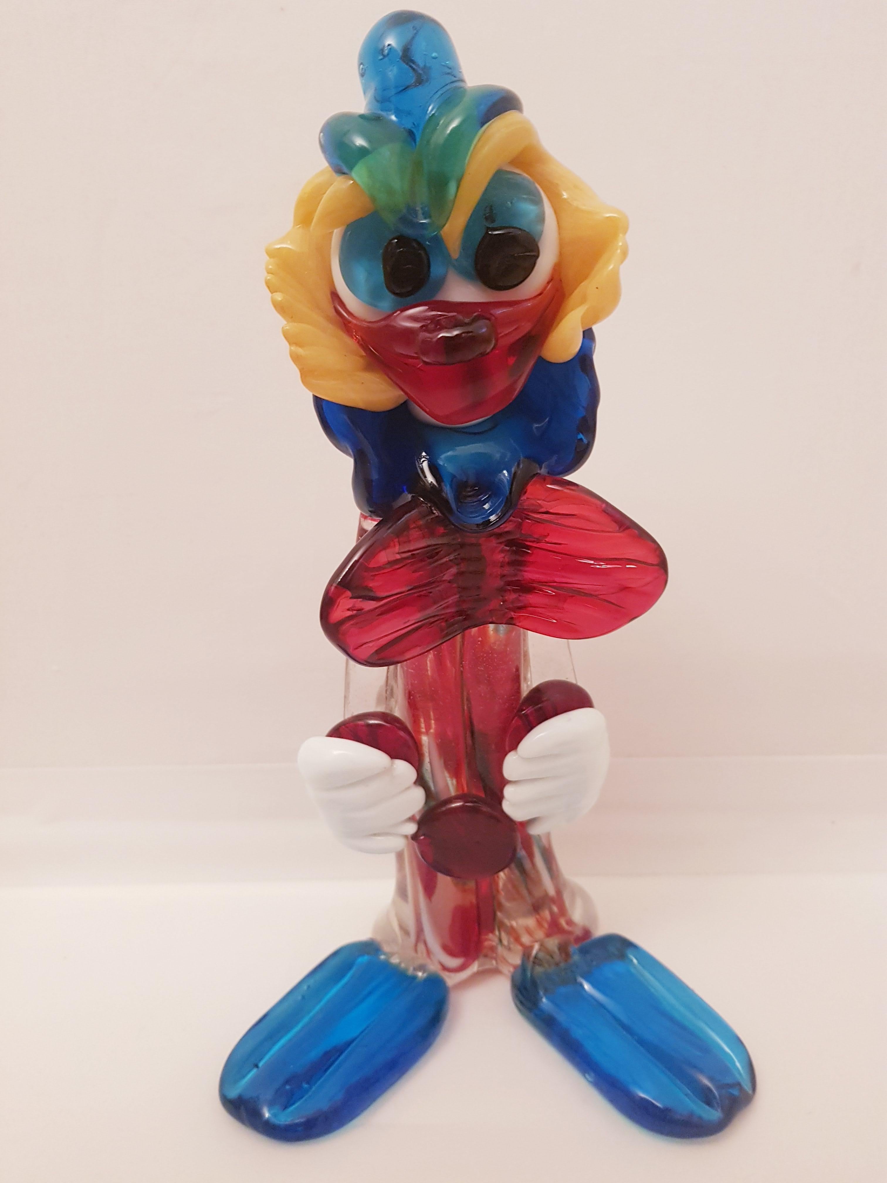 Beautiful vitange murano glass clown multicolored, brilliant condition.