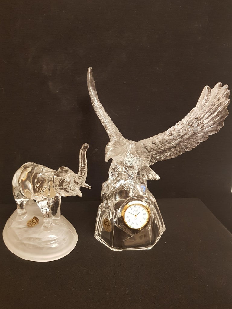 Beautiful viange RCR crystal made in Italy sculptures set of 2 eagle with clock and elephant original stickers perfect condition.