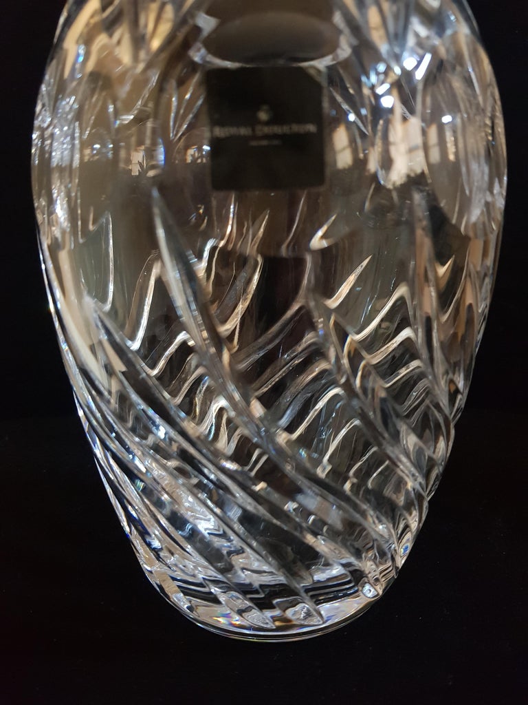 Vitange Royal Doulton Crystal Vase For Sale at 1stDibs royal doulton