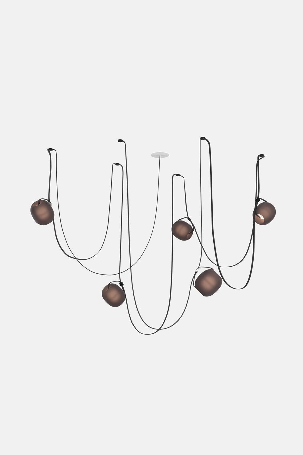 Lámpara Vitis 5 de RBW en vidrio soplado ahumado esmerilado y cable blanco Moderno en venta