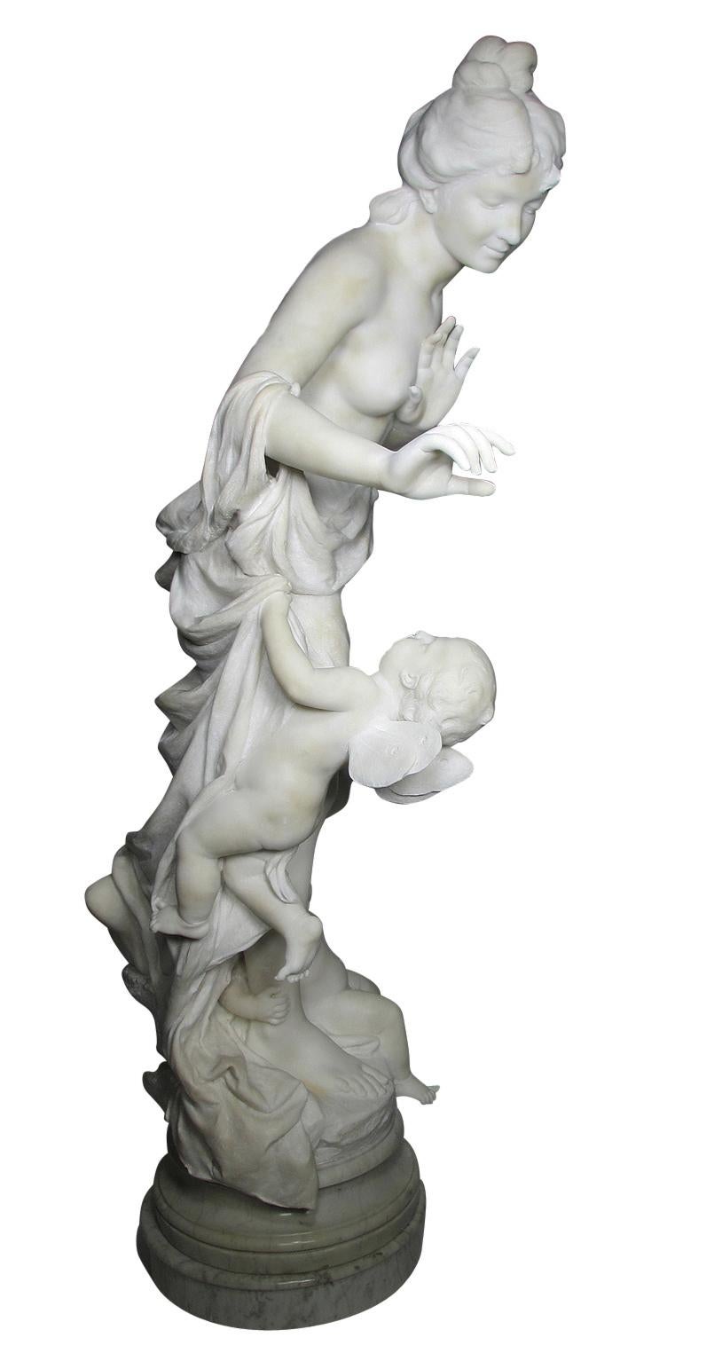 Escultura italiana de mármol de tamaño natural del siglo XIX-XX titulada 