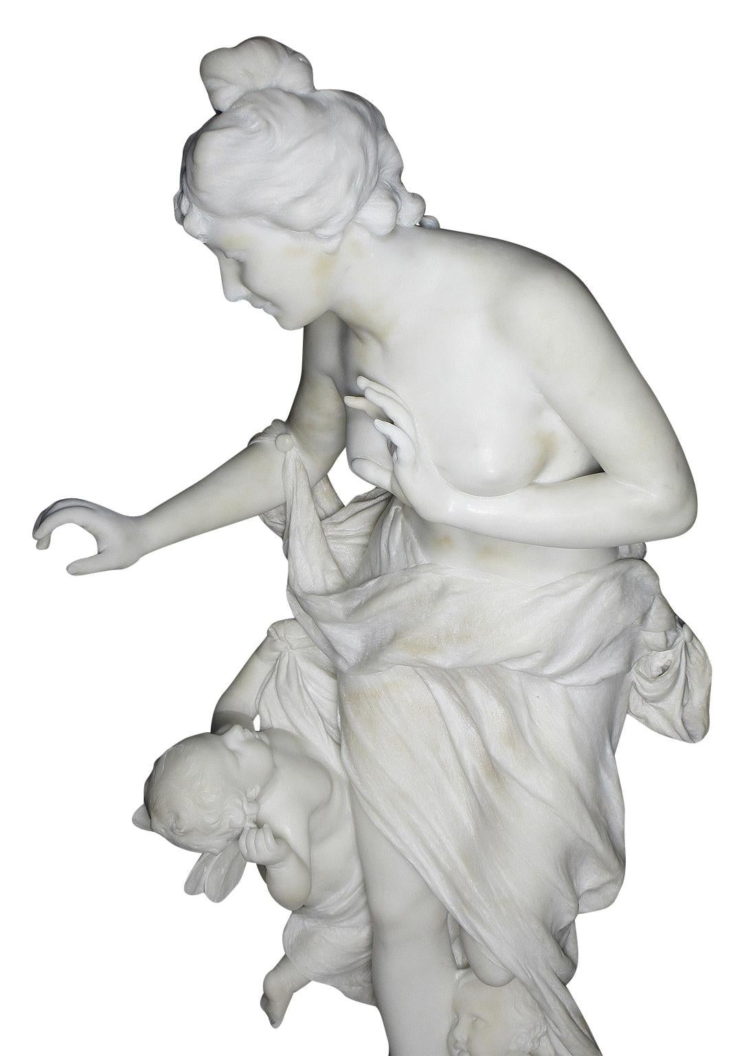 Escultura italiana de mármol de tamaño natural del siglo XIX-XX titulada 