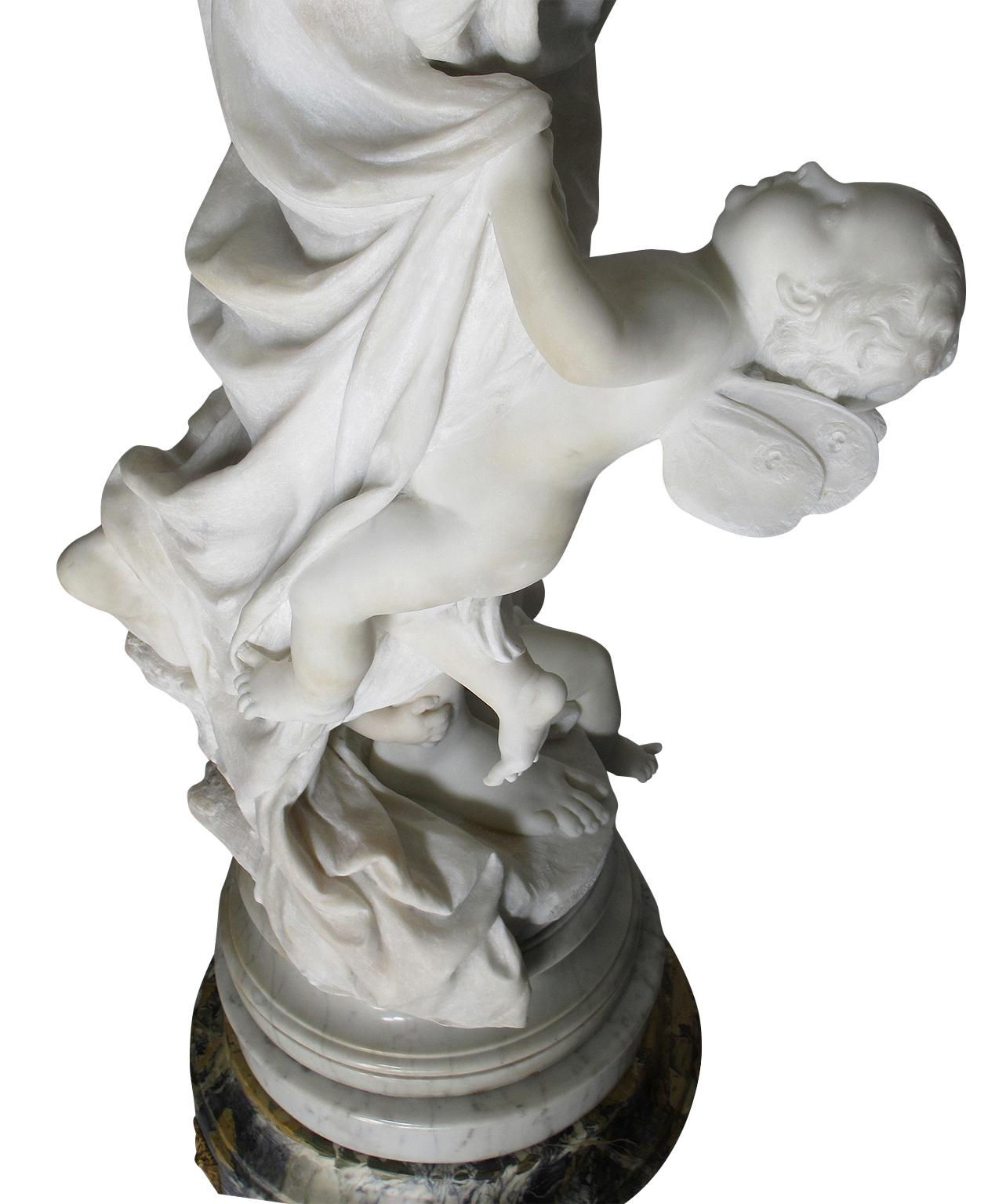 Escultura italiana de mármol de tamaño natural del siglo XIX-XX titulada 