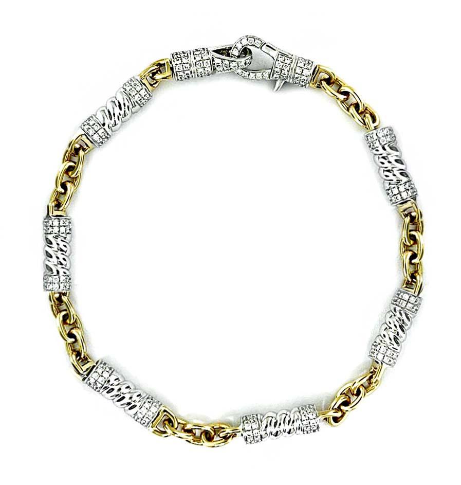 Produced by award winning Italian designer Stefano Vitolo. Stefano creates custom artisanal one of a kind jewelry with excellent gemstones in a truly old world Italian craftmanship.
This handcrafted bracelet has 1.46 total carat weight of F/G color,
