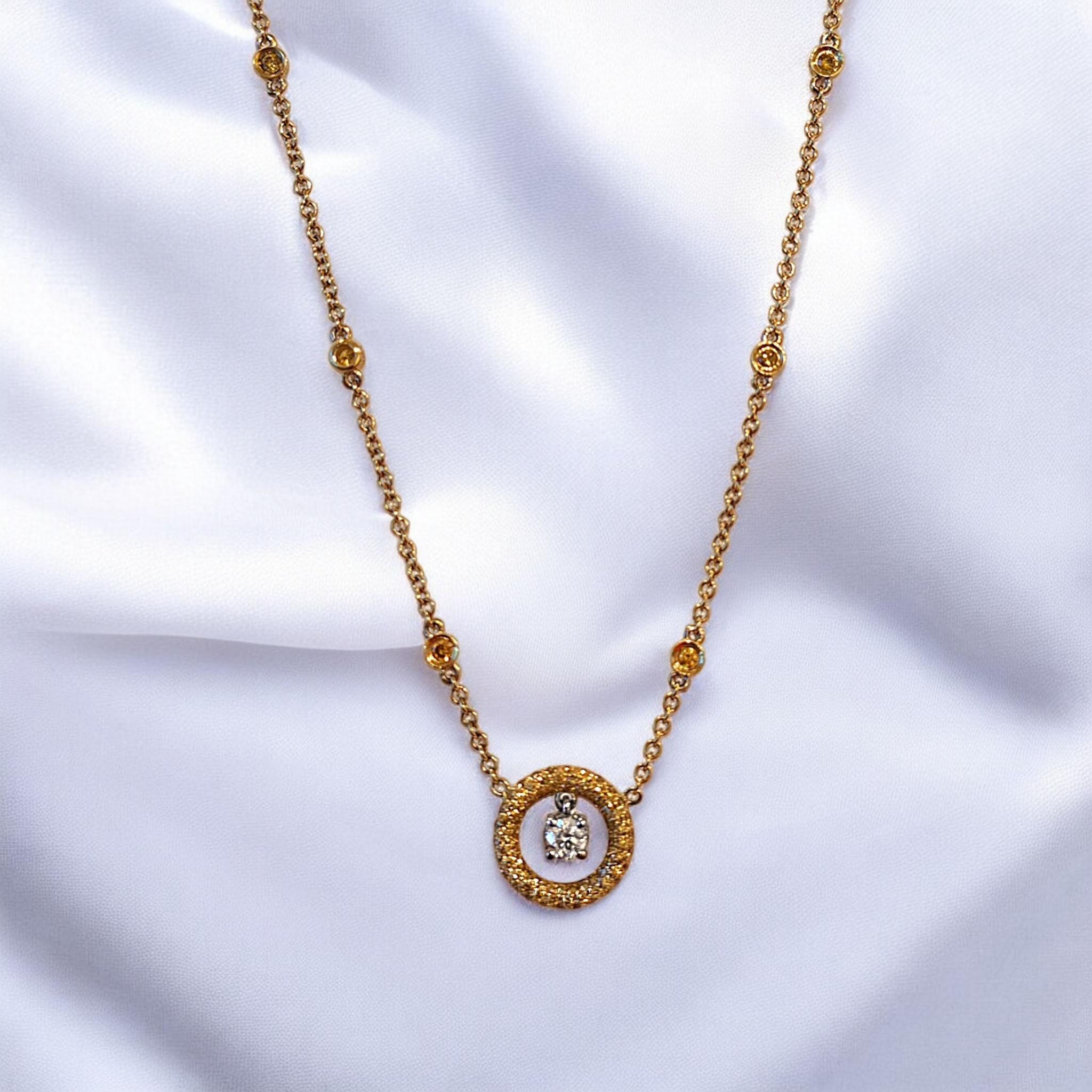Taille ronde Vitolo Collier circulaire en or 18 carats avec diamants en vente
