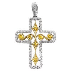 Colgante Cruz de Diamantes de Oro de 18 Kilates Vitolo