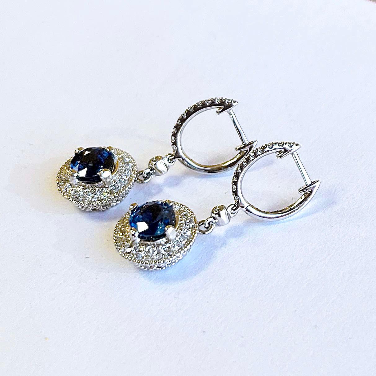 Vitolo 18 Karat Gold Diamond Drop Earrings with Blue Sapphire In New Condition For Sale In Los Angeles, CA