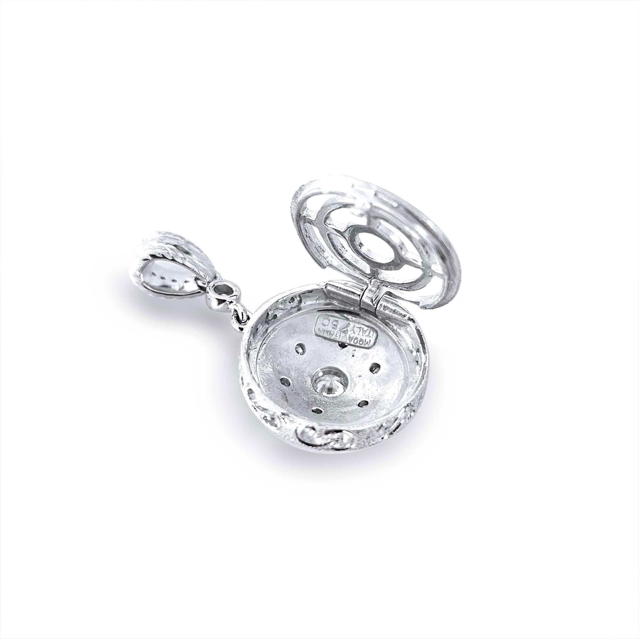 Donna Ciondolo con diamante in stile etrusco in oro 18 carati di Vitolo in vendita