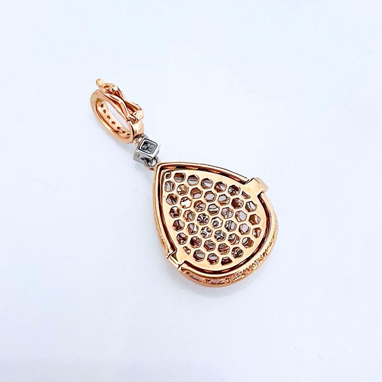 Produced by award winning Italian designer Stefano Vitolo. Stefano creates custom artisanal one of a kind jewelry with excellent gemstones in a truly old world Italian craftmanship.

Gemstones: Diamonds 0.35ct
Width x Length: 14 x 30mm