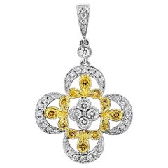 Diamant-Anhänger mit Blumenmotiv aus 18 Karat Gold von Vitolo