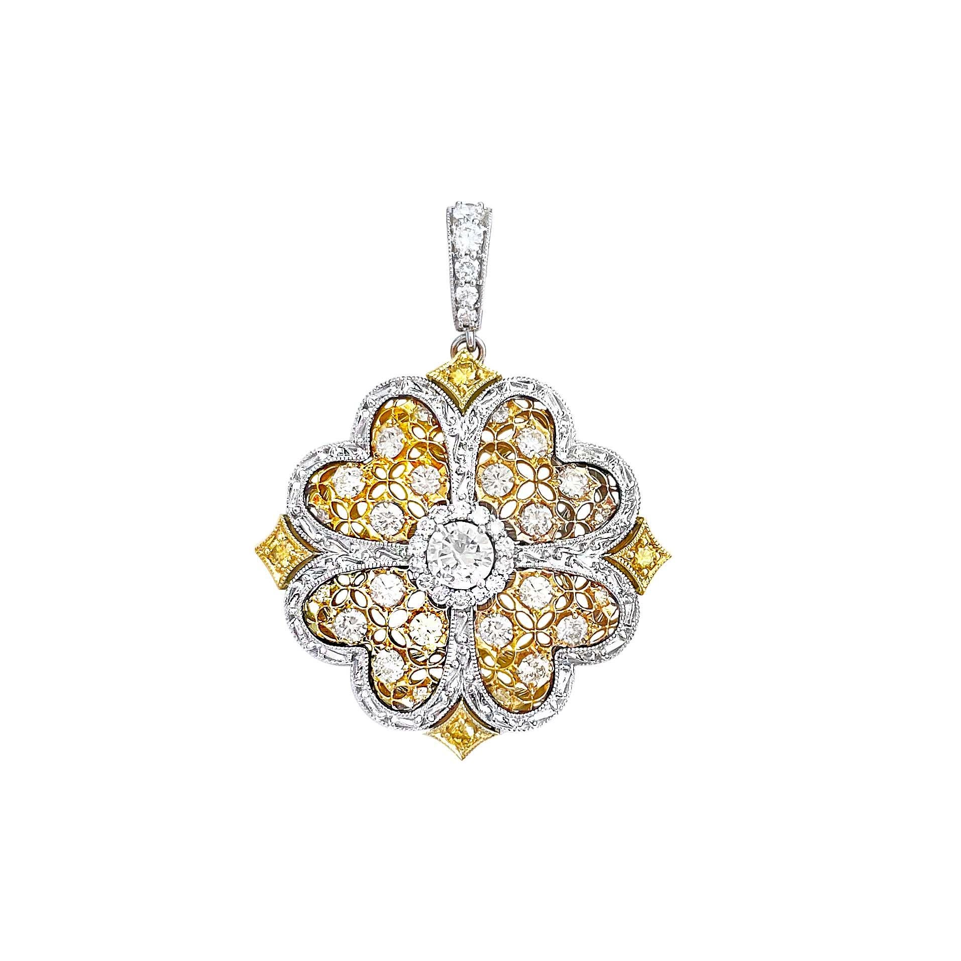 Vitolo Pendentif de luxe à motif de fleurs en or 18 carats Neuf - En vente à Los Angeles, CA