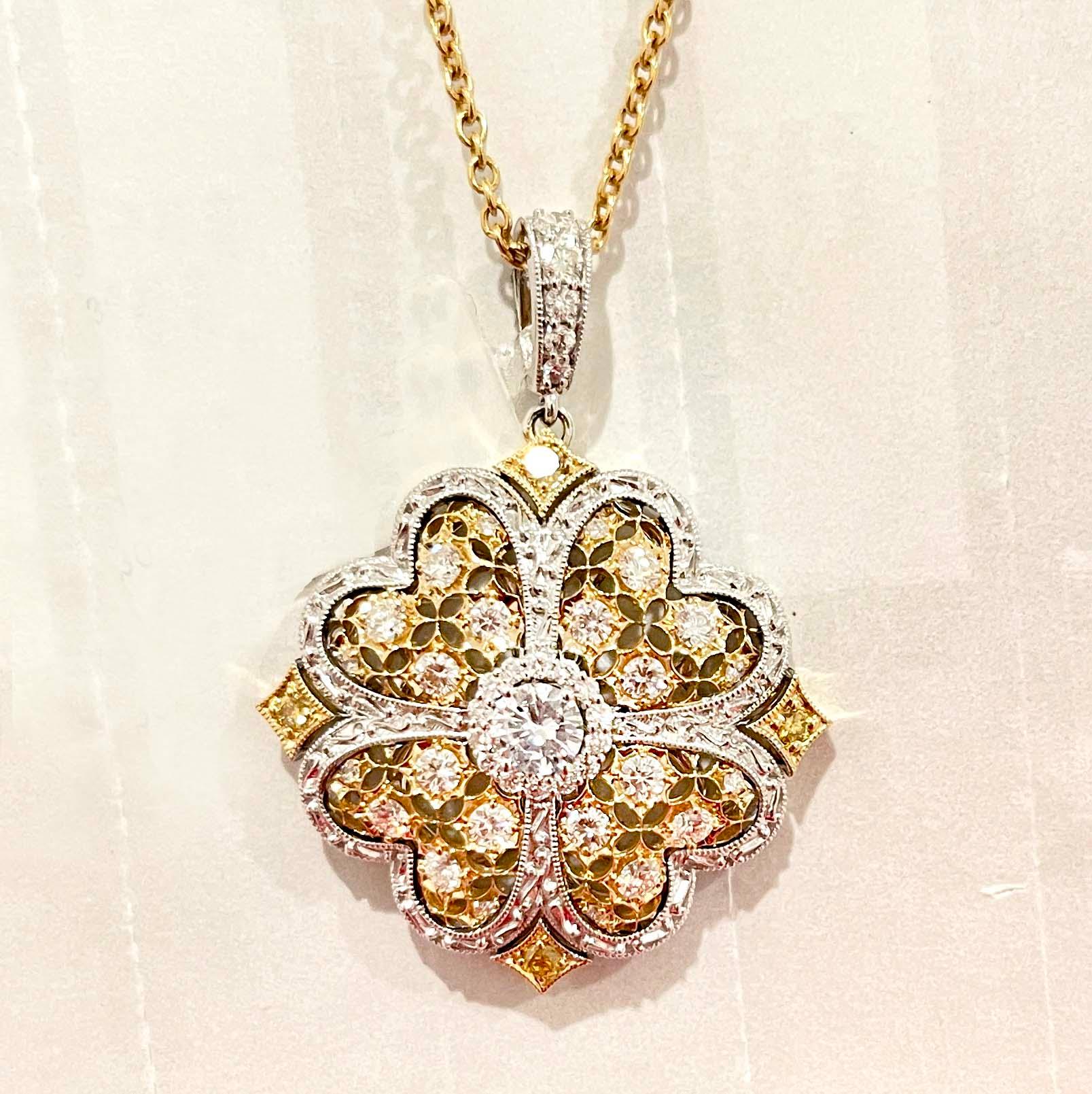 Vitolo 18 Karat Gold Flower Motif Luxury Diamond Pendant For Sale 1