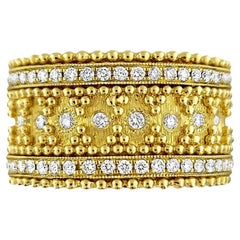 Vitolo 18 Karat Gold Granulata Style Diamond Ring