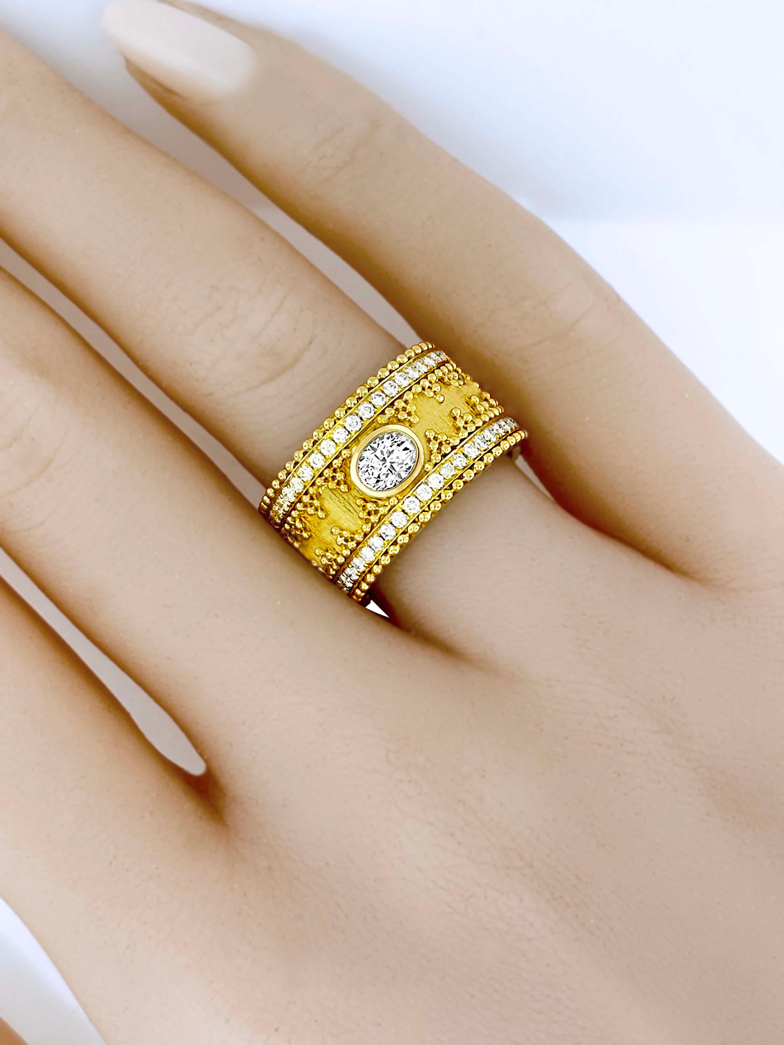 18 Karat Gold Granulata Style Oval Diamond Ring In New Condition For Sale In Los Angeles, CA