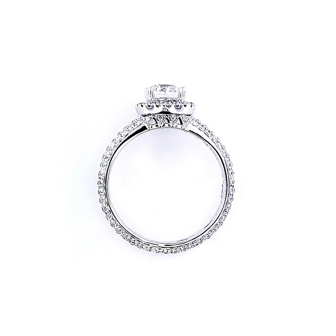Round Cut Vitolo 18 Karat Gold Halo Diamond Engagement Ring For Sale