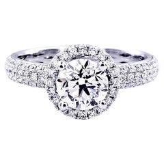 Verlobungsring aus 18 Karat Gold mit Halo-Diamant von Vitolo