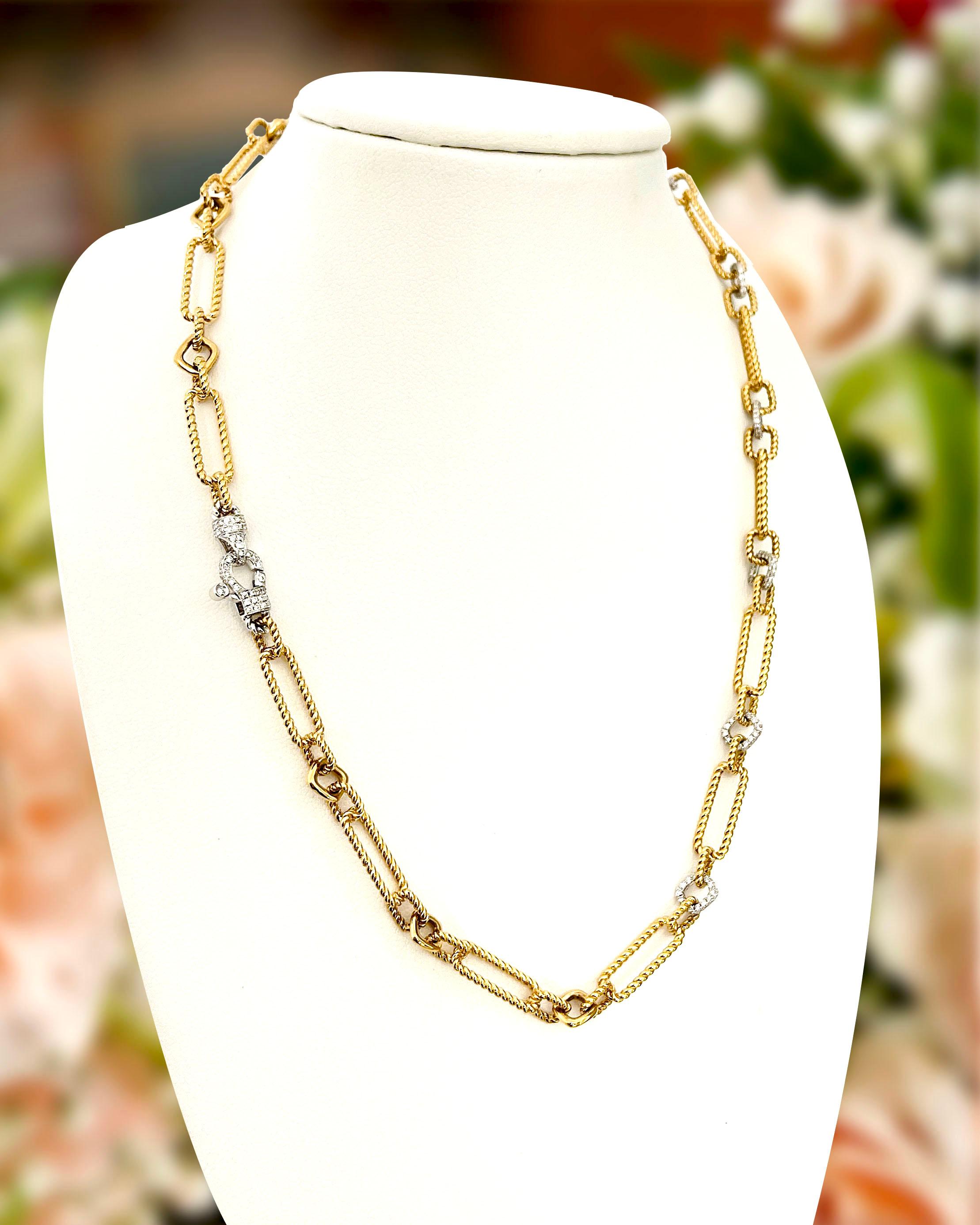Round Cut Vitolo 18 Karat Gold Handmade Link Diamond Necklace For Sale