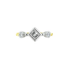 Vitolo 18 Karat Gold Princess-Cut Diamond Rope Ring