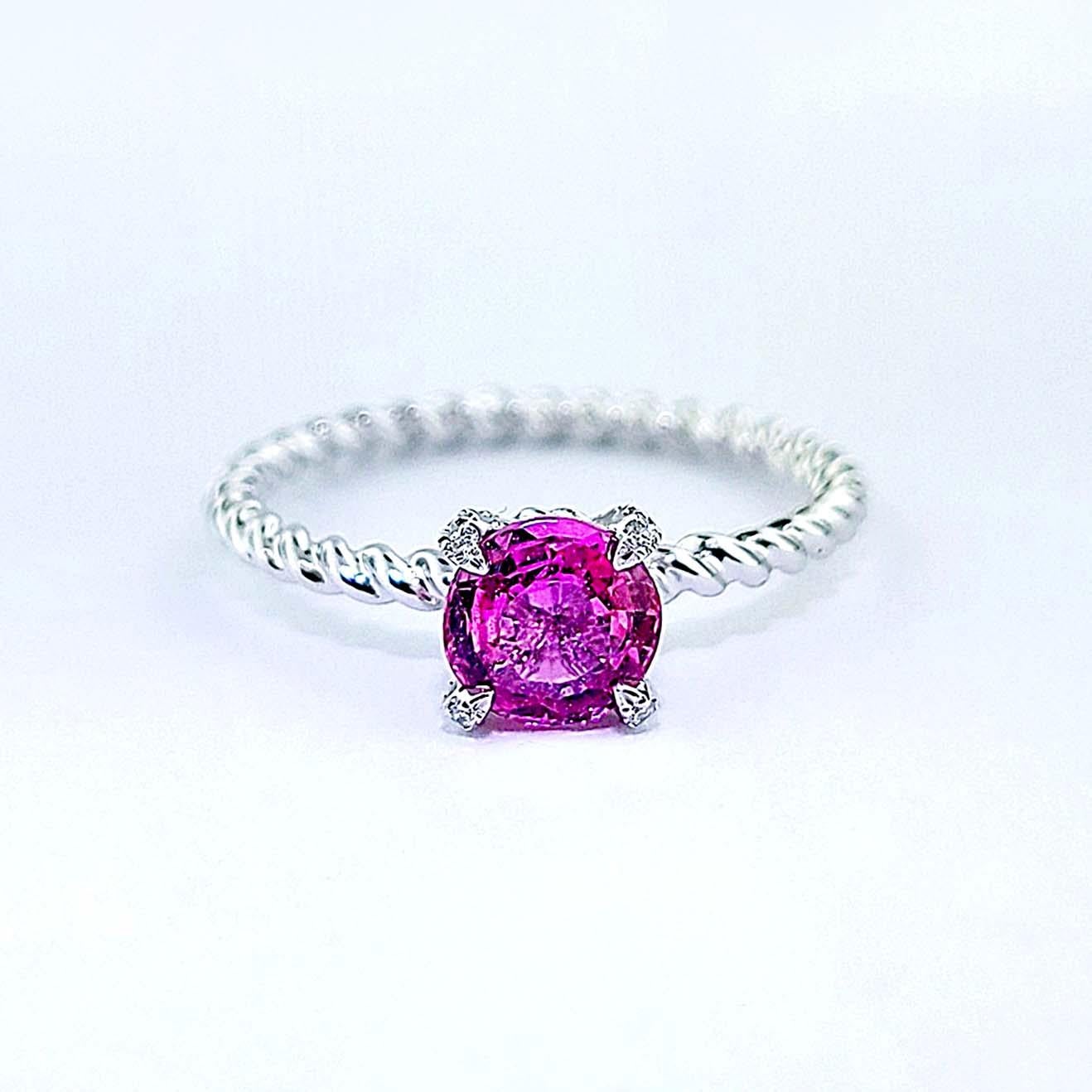 Artisan Vitolo 18 Karat Gold Rope Ring with Pink Sapphire & Diamonds For Sale