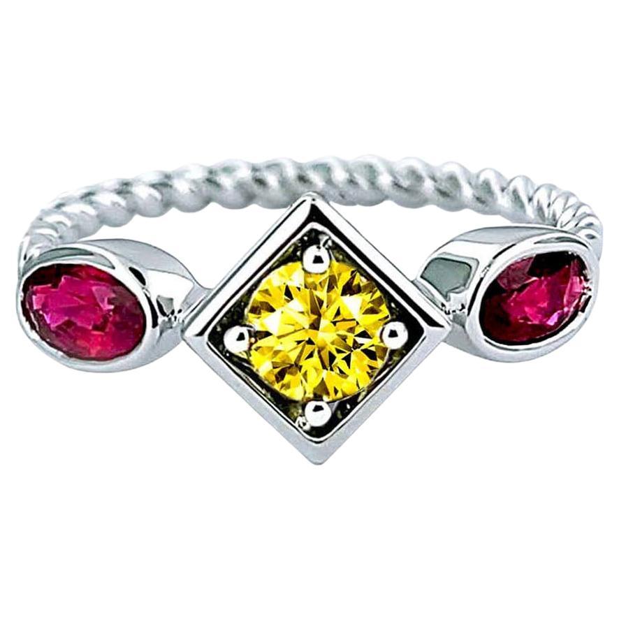 Vitolo 18 Karat Gold Rope Ring with Ruby & Yellow Sapphire