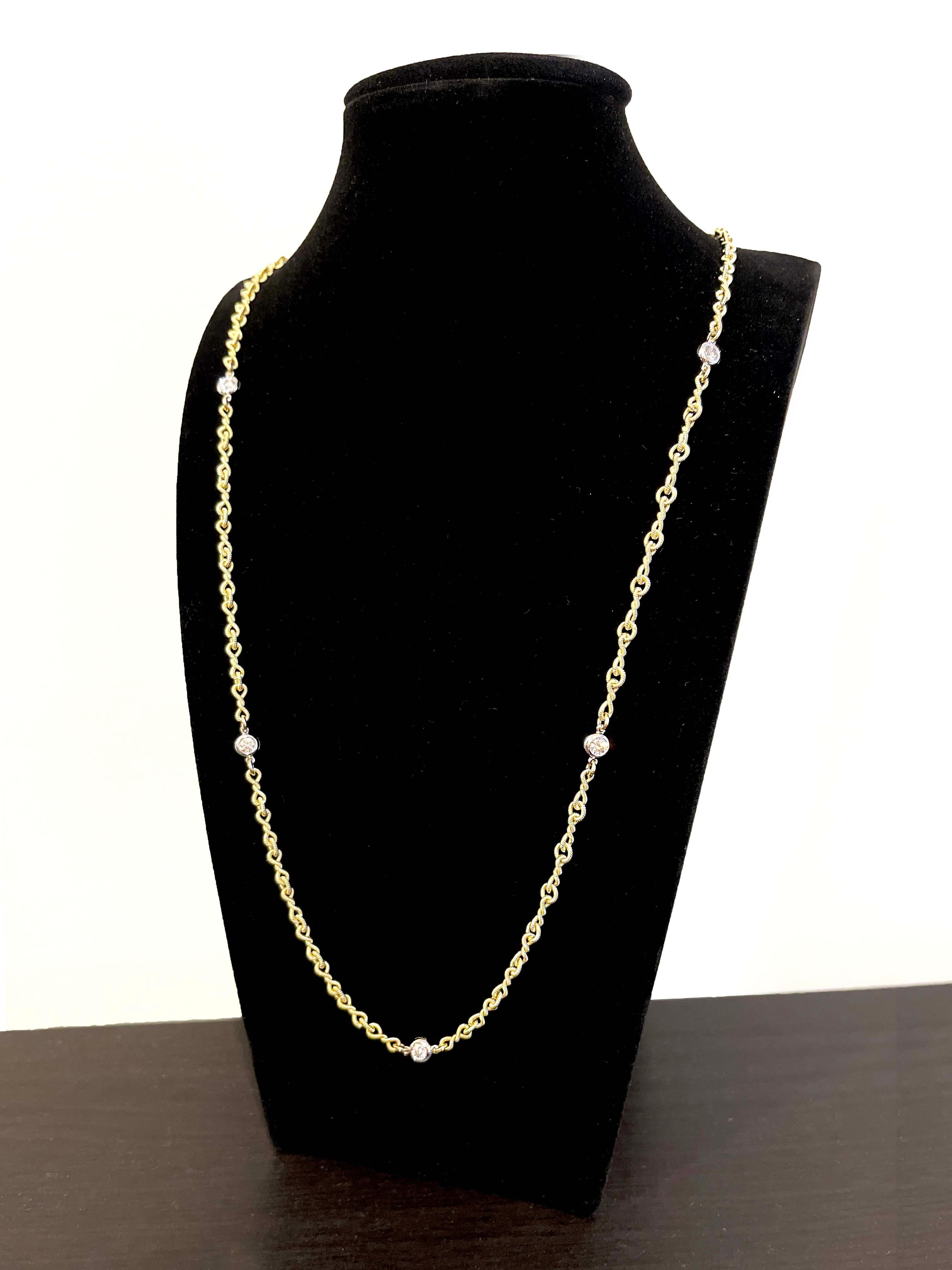 Artisan Vitolo 18 Karat Handmade Twisted Link Necklace with Diamond Bezels For Sale
