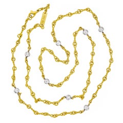 Vitolo 18 Karat Handmade Twisted Link Necklace with Diamond Bezels