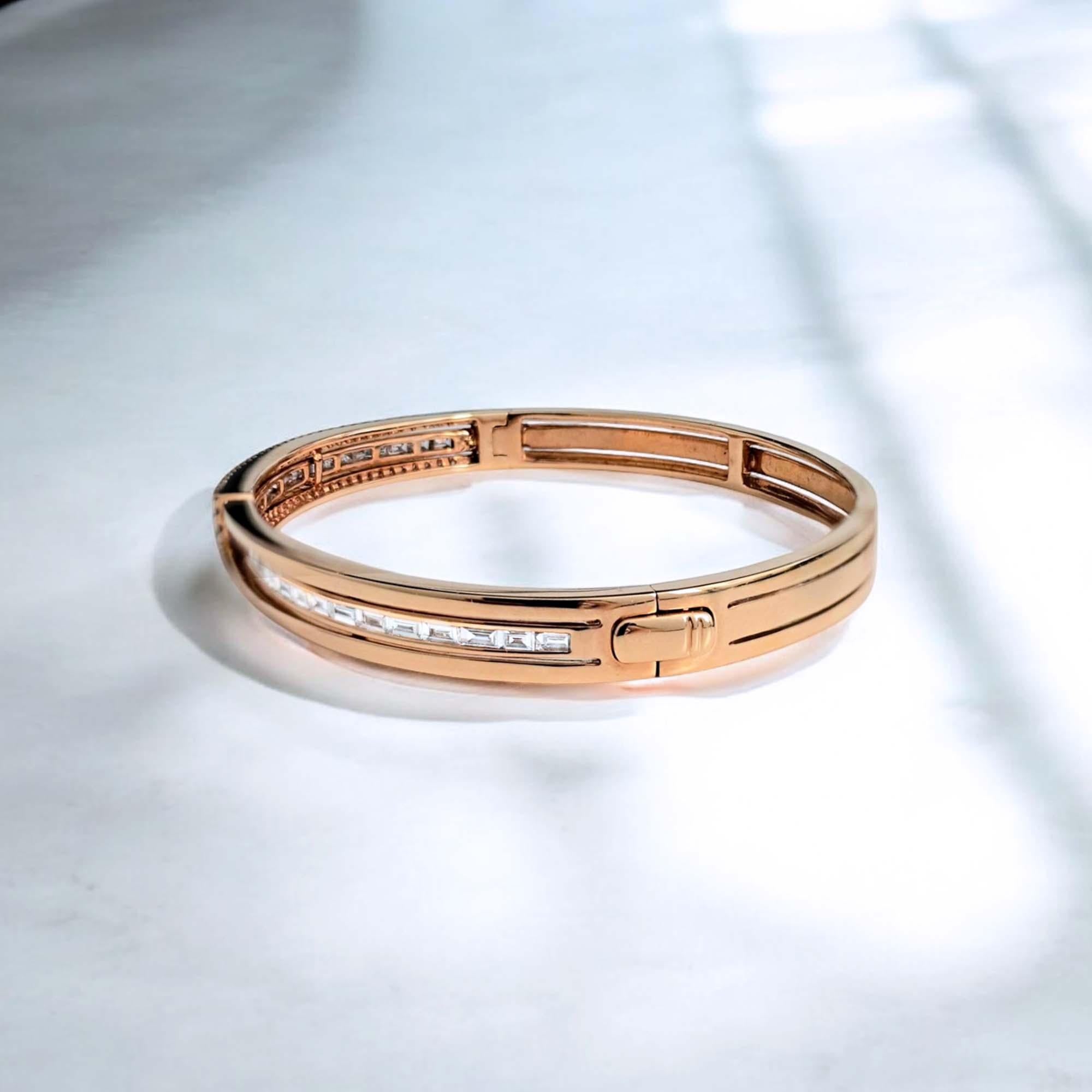Taglio baguette Bracciale con diamanti in oro rosa 18 carati di Vitolo in vendita